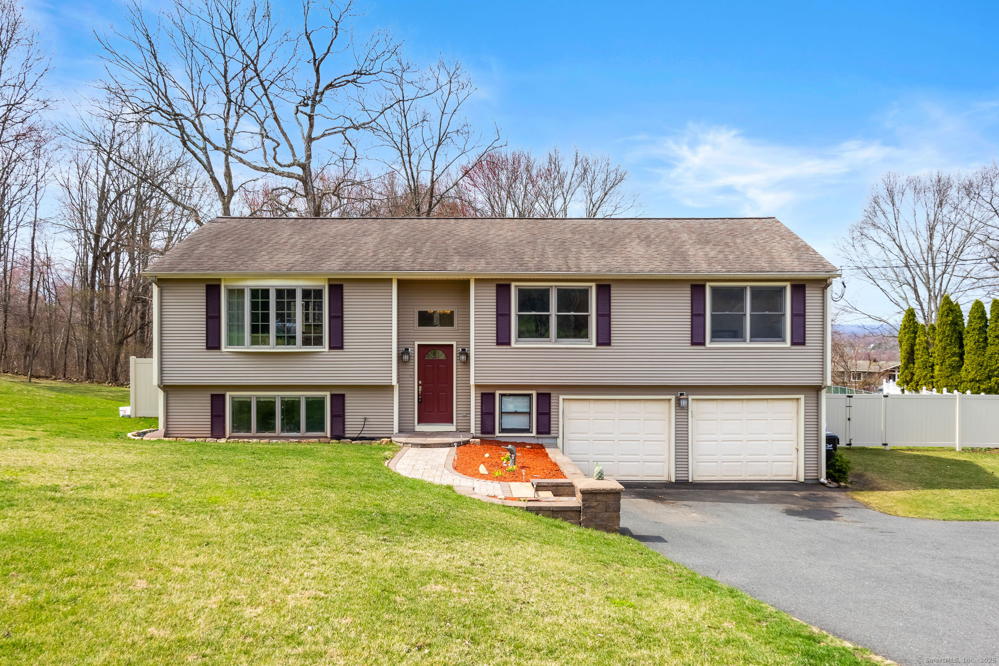 18 Stein Road, Ellington, Connecticut image 1