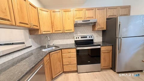 Tiny photo for 7 Garden Path #7, Farmington, CT 06032 (MLS # 24193051)