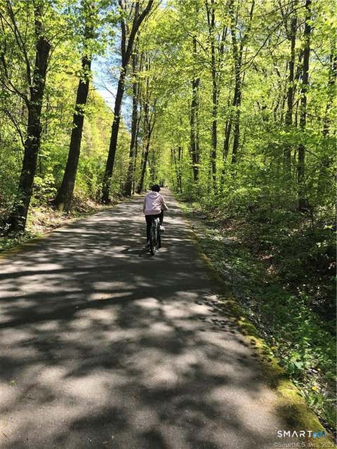 Tiny photo for 7 Garden Path #7, Farmington, CT 06032 (MLS # 24193051)