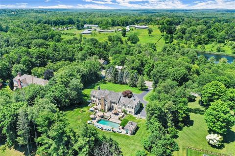 1343 Smith Ridge Road New Canaan CT 06840