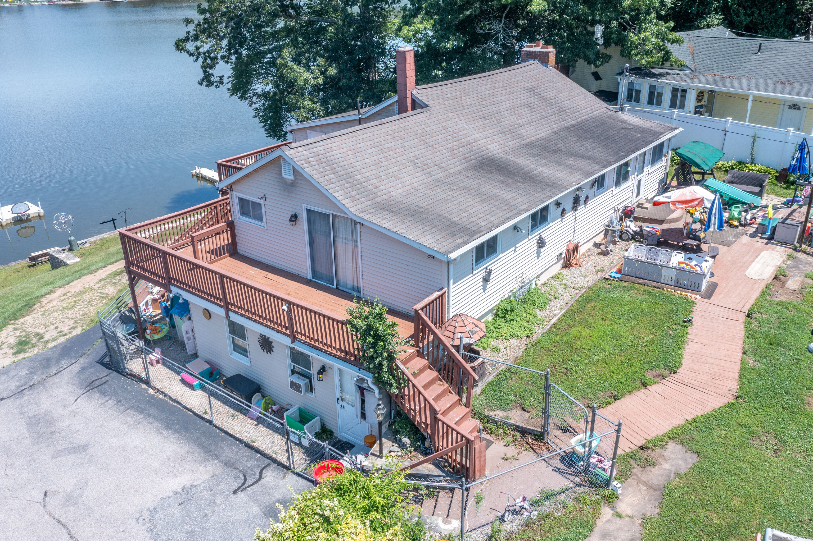 44 Laurel Point Drive, Montville, Connecticut image 7