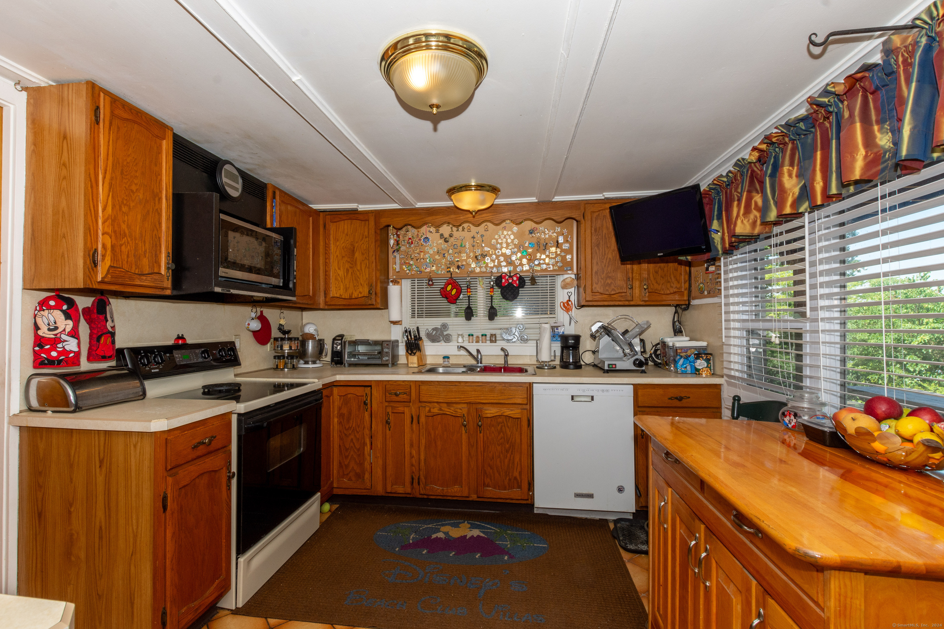 44 Laurel Point Drive, Montville, Connecticut image 20