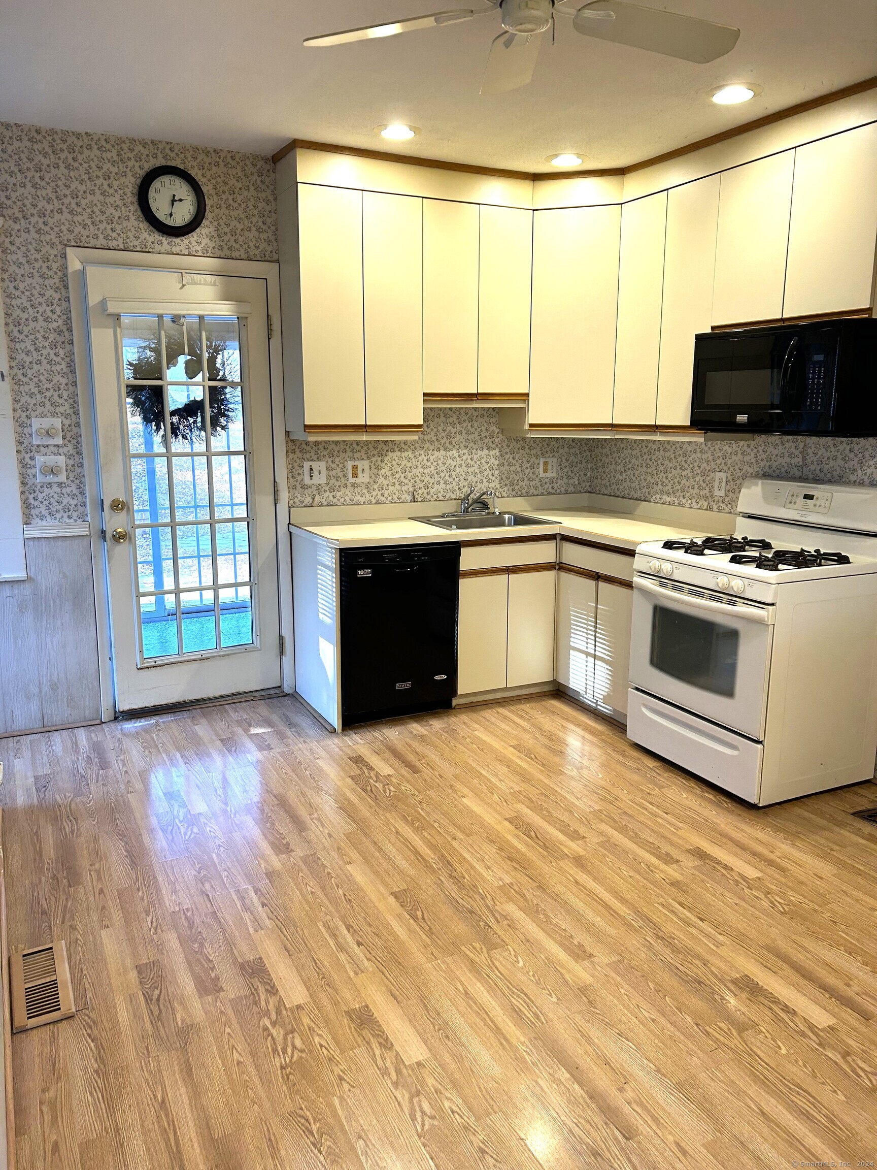 120 Lakeview Avenue, Hamden, Connecticut image 13