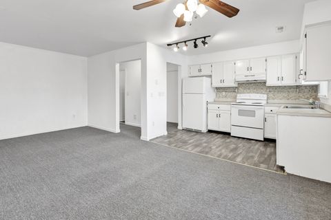 Tiny photo for 105 Carriage Path S #105, Milford, CT 06460 (MLS # 24141842)