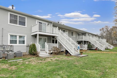 Tiny photo for 105 Carriage Path S #105, Milford, CT 06460 (MLS # 24141842)