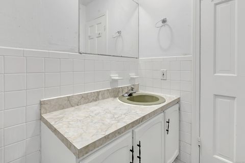 Tiny photo for 105 Carriage Path S #105, Milford, CT 06460 (MLS # 24141842)