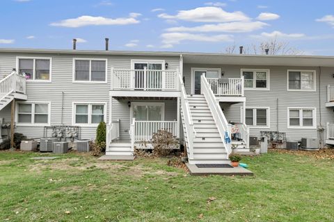 Tiny photo for 105 Carriage Path S #105, Milford, CT 06460 (MLS # 24141842)