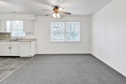Tiny photo for 105 Carriage Path S #105, Milford, CT 06460 (MLS # 24141842)