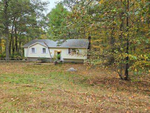 Photo of 64 Dickinson Road, Marlborough, CT 06447 (MLS # 24129538)