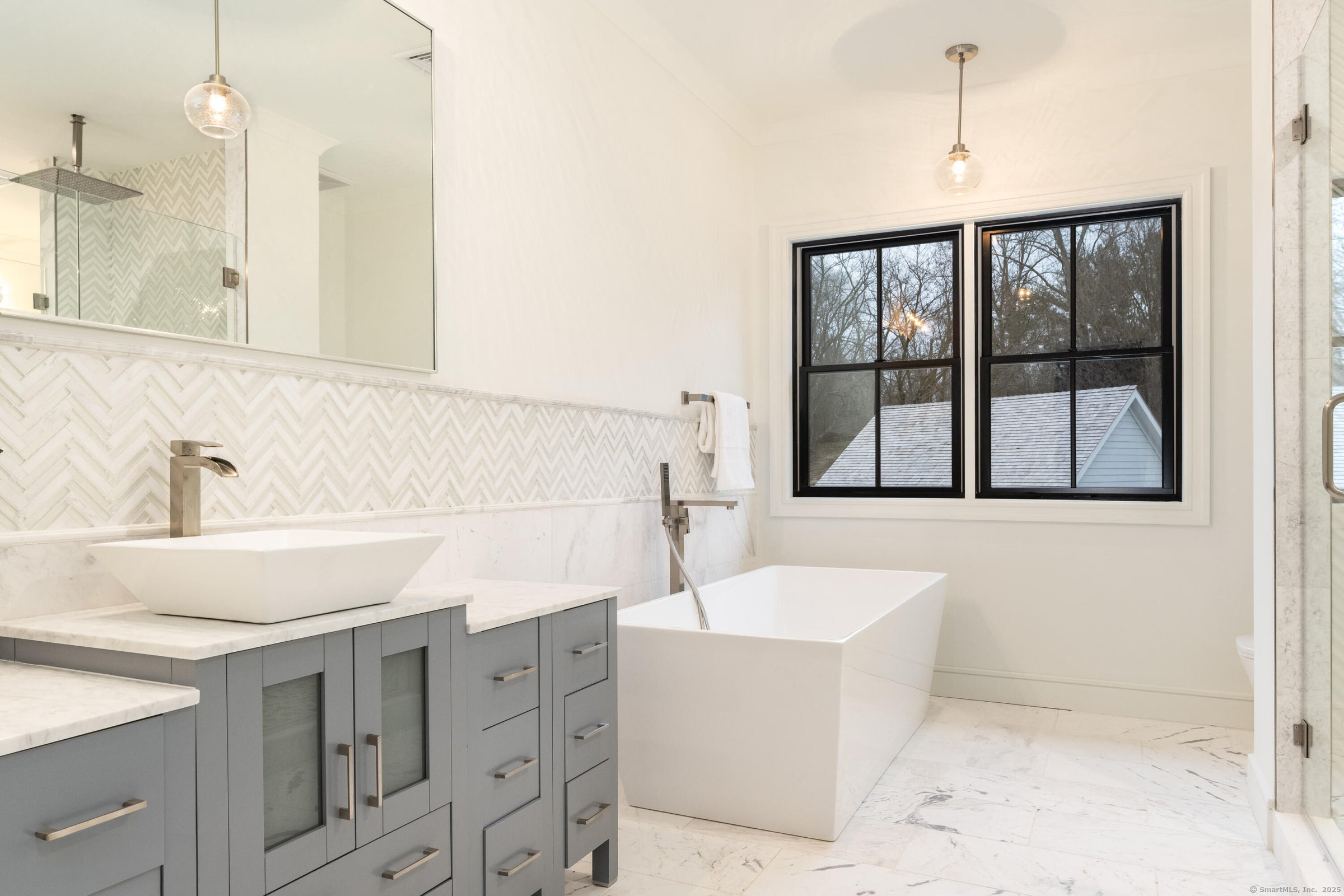 Greenwich, Connecticut 06831, United States, 8 Bedrooms Bedrooms, ,12 BathroomsBathrooms,Residential,Active,92860