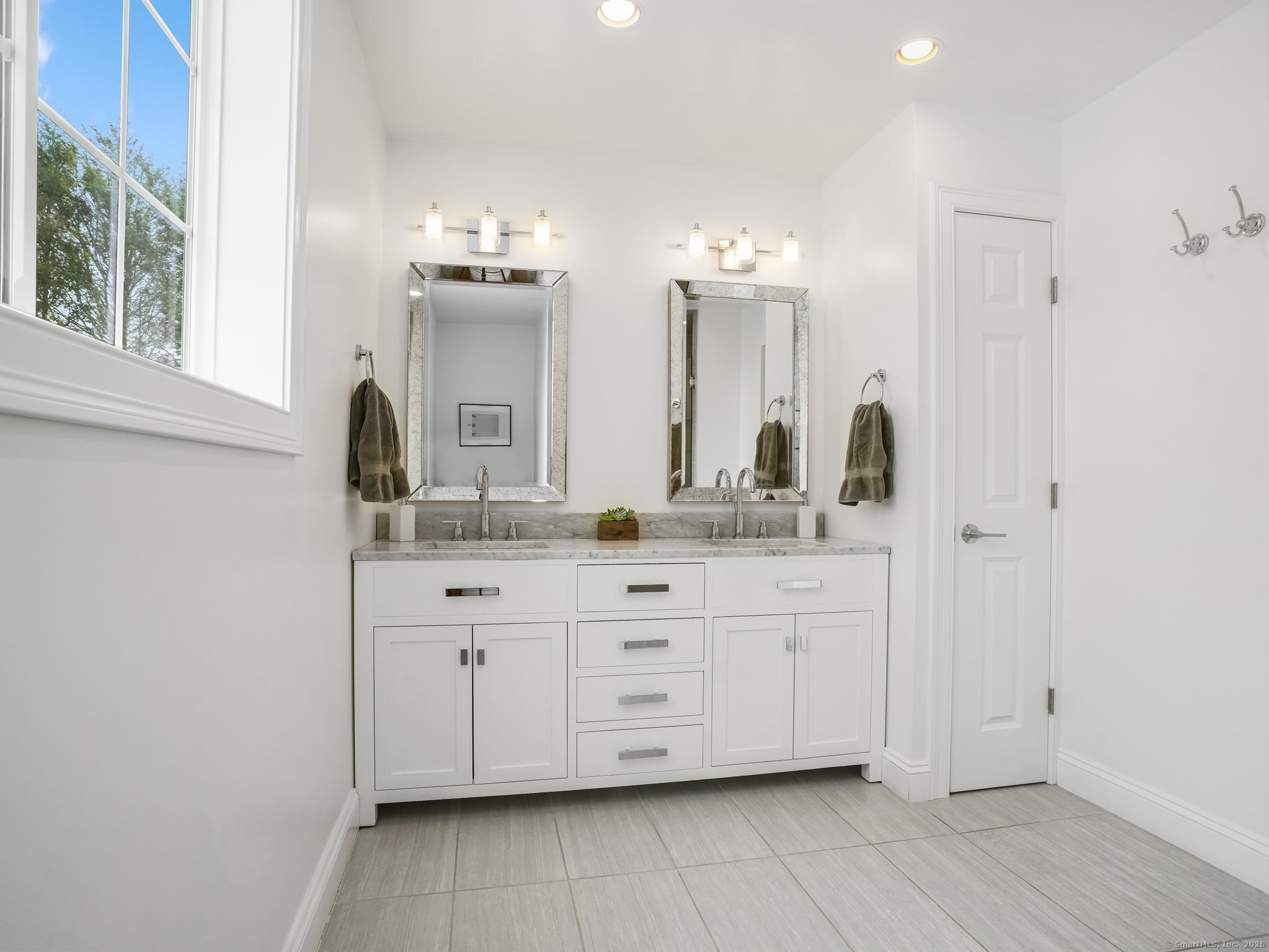 163 Long Hill Drive, Stamford, Connecticut image 18