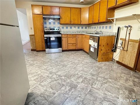 19 Bell Court APT A1 East Hartford CT 06108