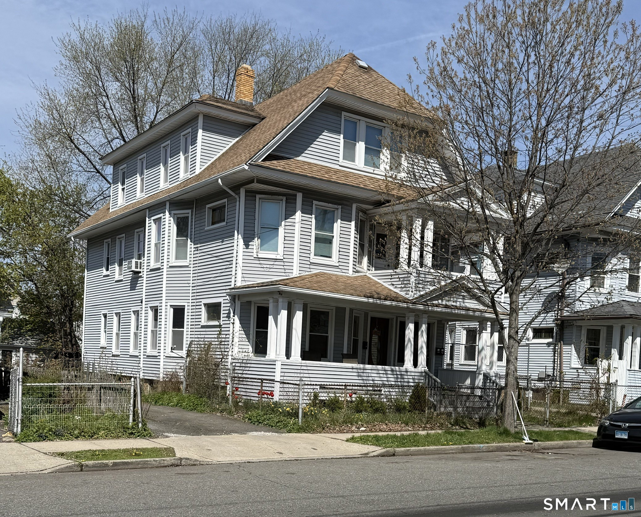 739-743 Brooks Street