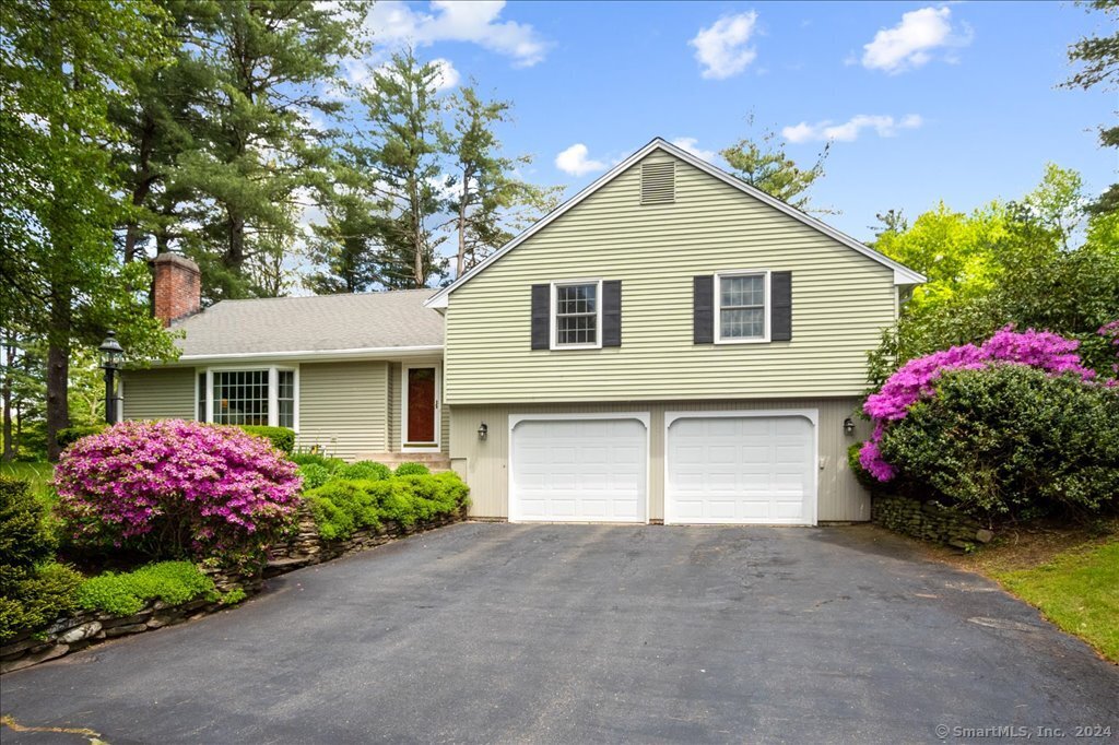 14 Midlands Drive