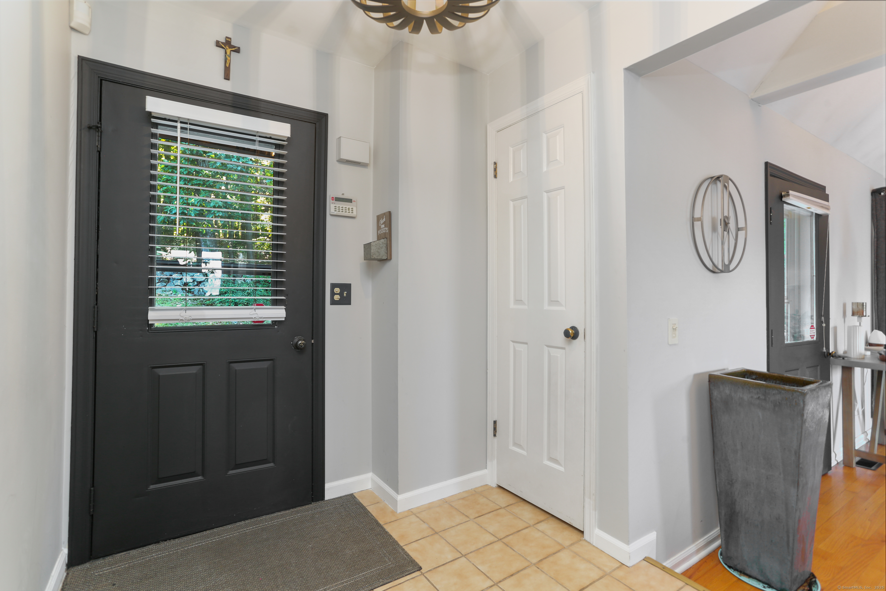 21 Hubbard Road APT 1