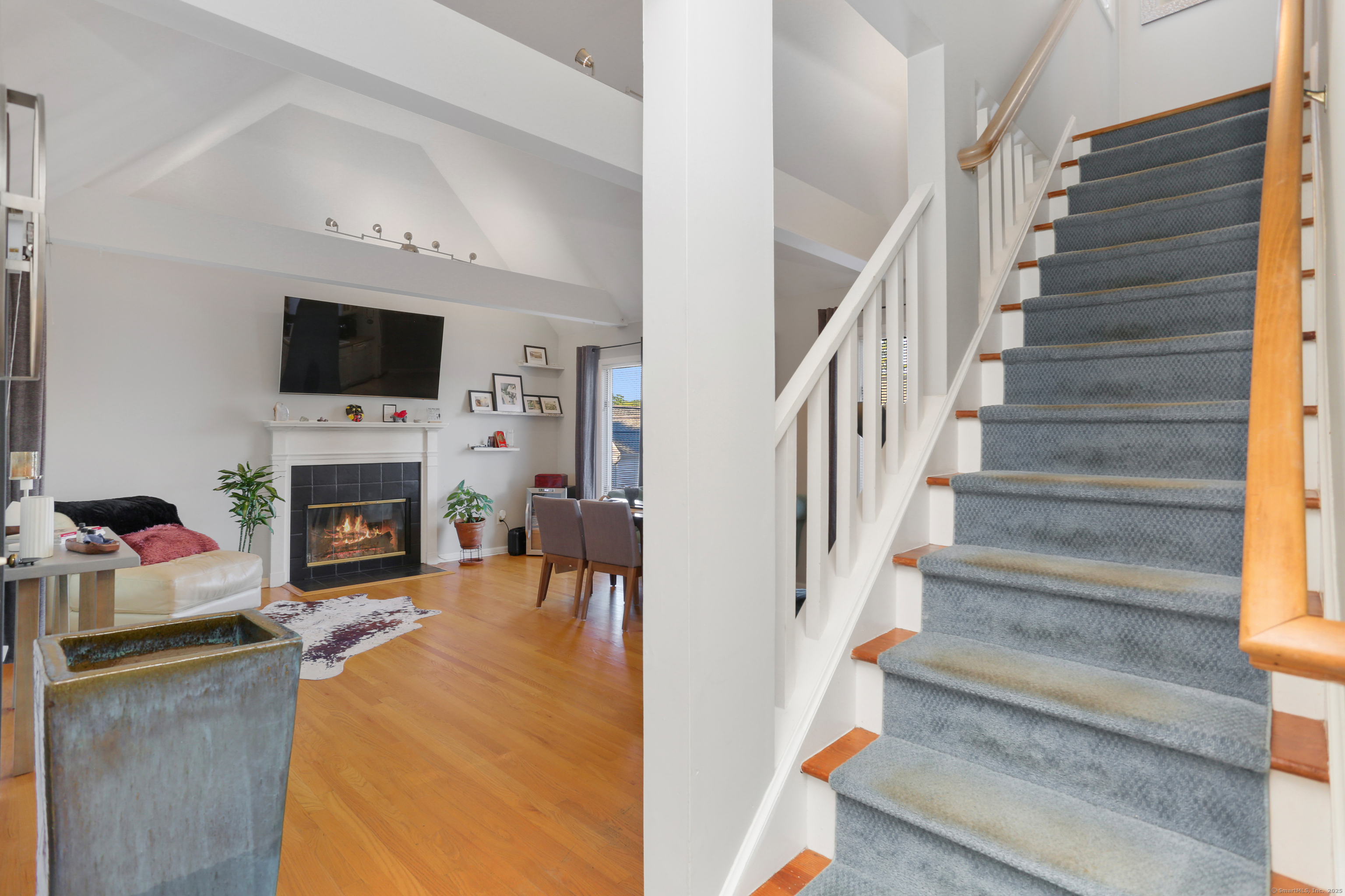 21 Hubbard Road APT 1