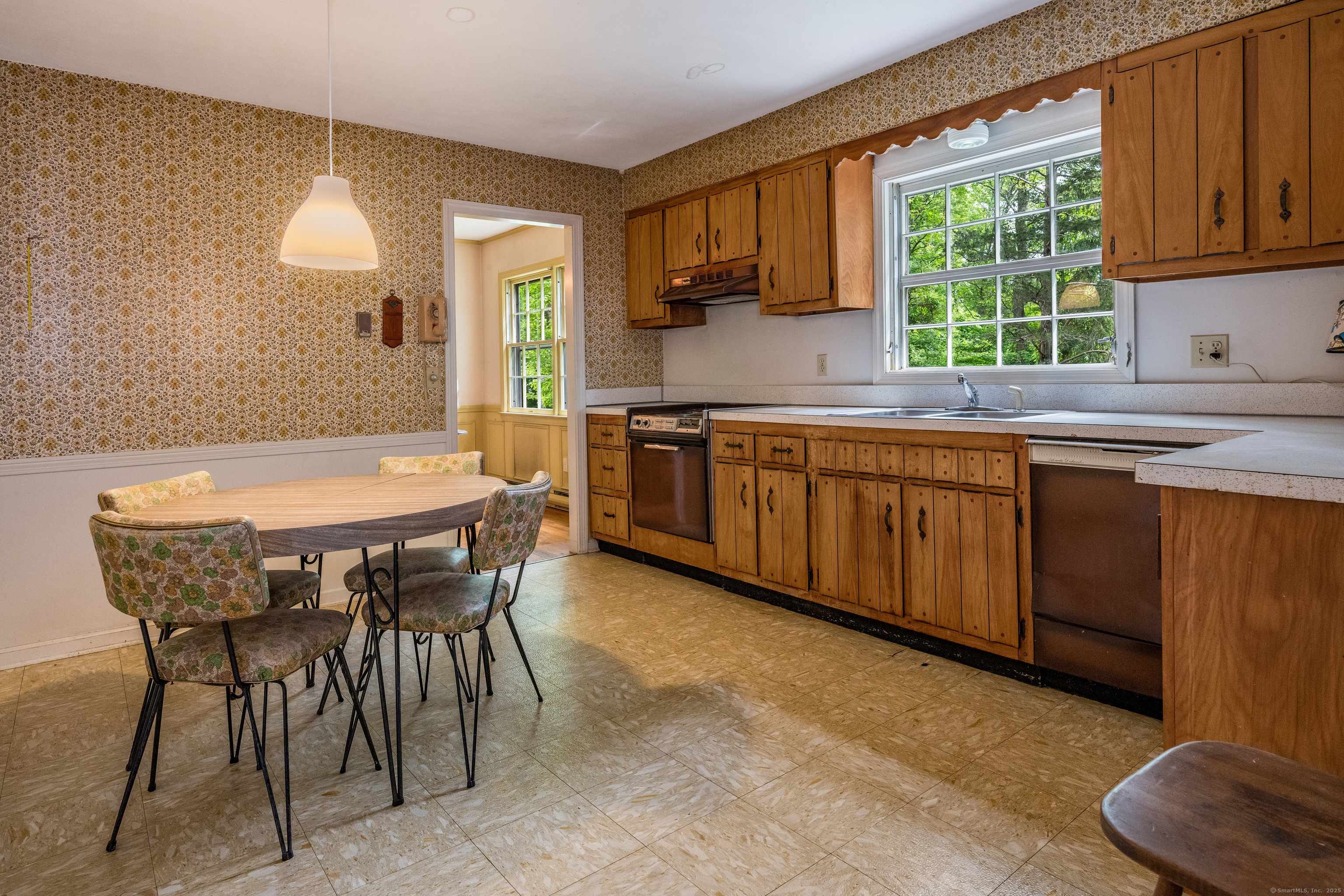 949 Long Hill Road, Guilford, Connecticut image 10