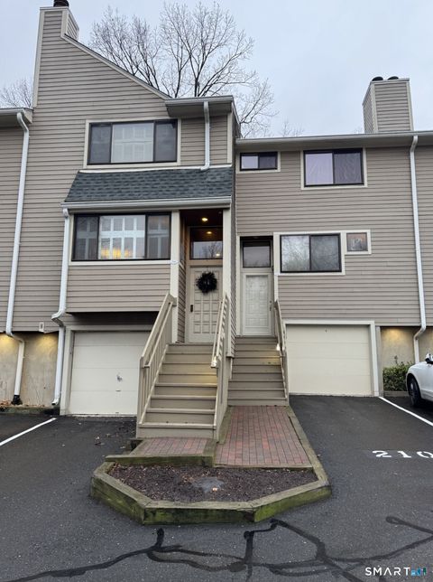 Tiny photo for 206 Sunrise Hill Road #206, Norwalk, CT 06851 (MLS # 24147417)