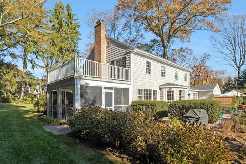 A home in Darien