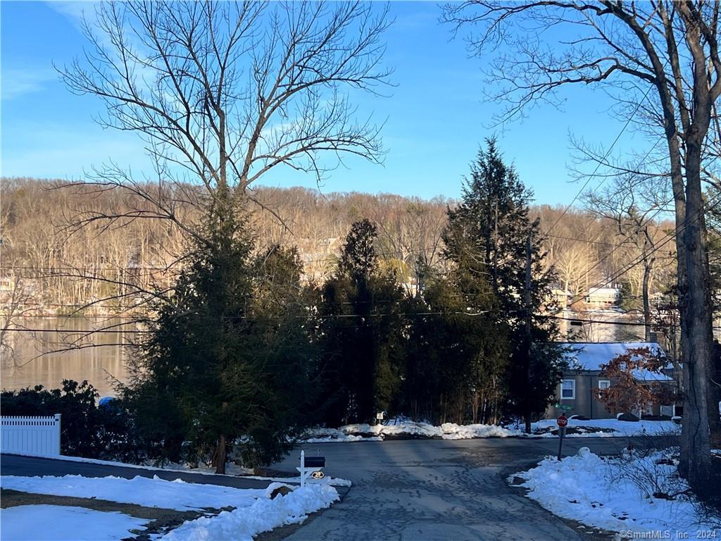 21 Westview Drive, Ashford, Connecticut image 3