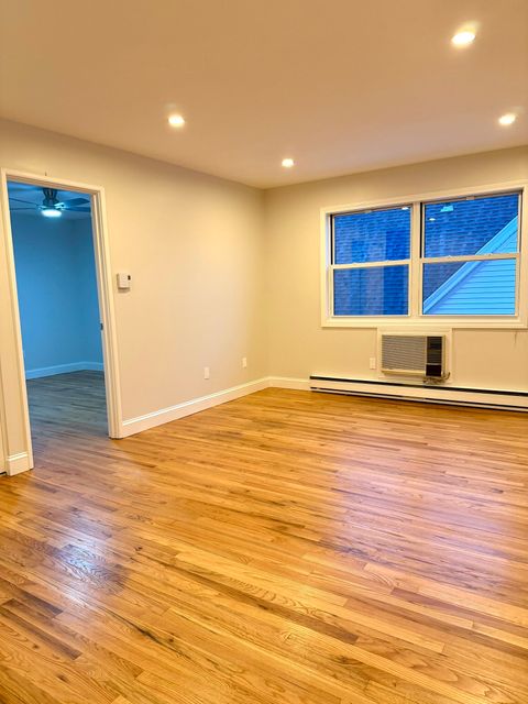 Tiny photo for 105 Cleveland Avenue #A4, Bridgeport, CT 06606 (MLS # 24156283)