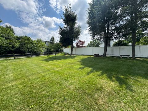 Tiny photo for 11 Knollcrest Road, New Fairfield, CT 06812 (MLS # 24156721)