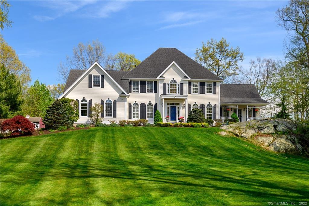 Photo 1 of 24 Canterbury Lane, Newtown, Connecticut, $1,111,000, Web #: 170485636