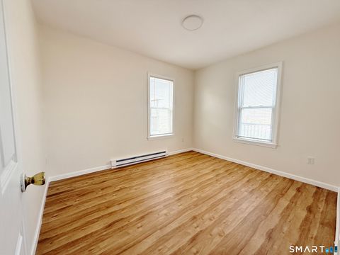 Tiny photo for 70 Lindley Street #3rd Floor, Bridgeport, CT 06604 (MLS # 24165747)
