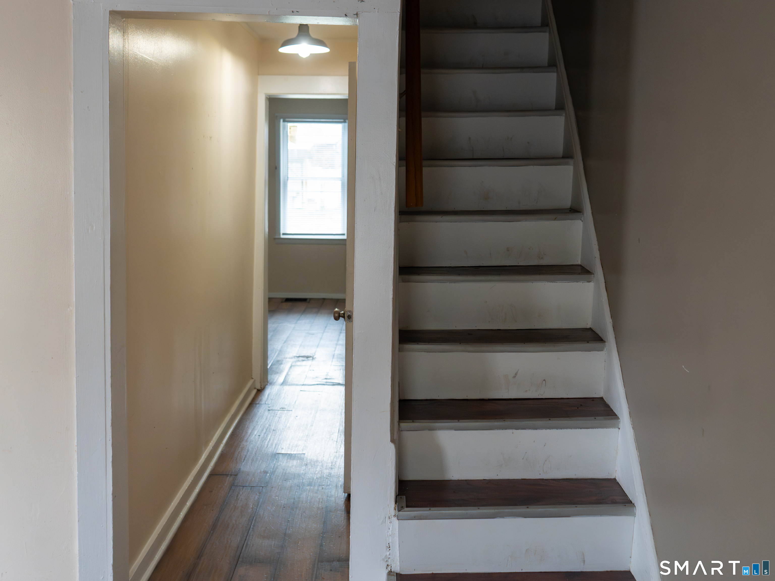 406 Poplar Street