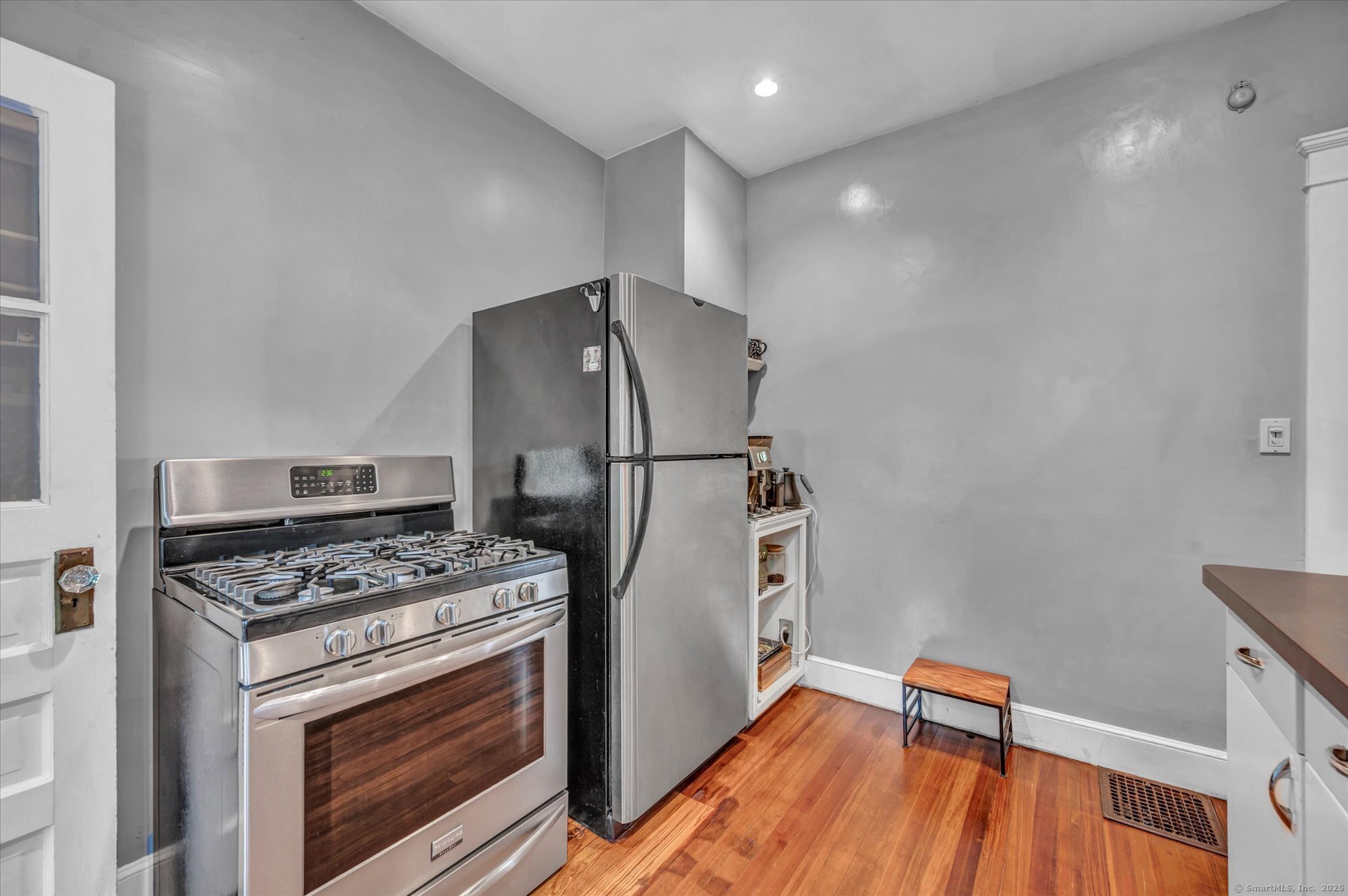 19 Orpington Street, Hamden, Connecticut image 21