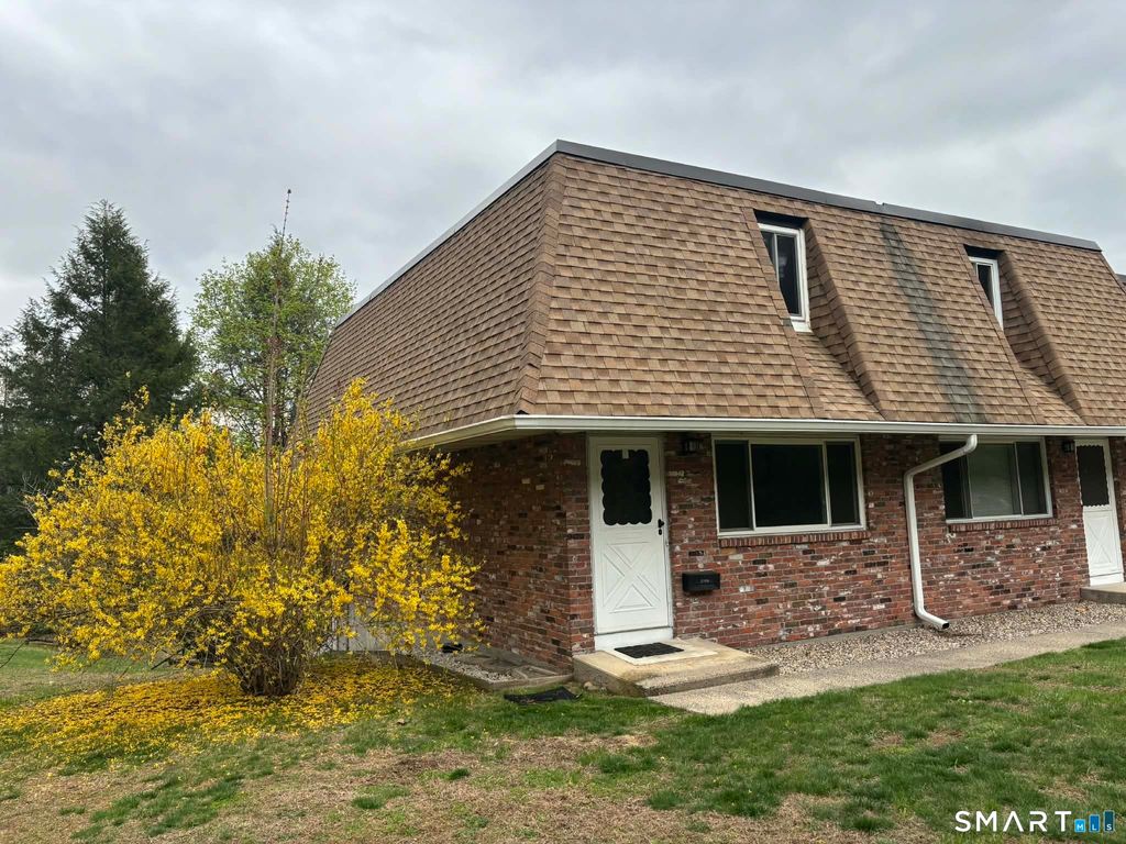 Photo of 220 Monce Road #17, Burlington, CT 06013 (MLS # 24170343)