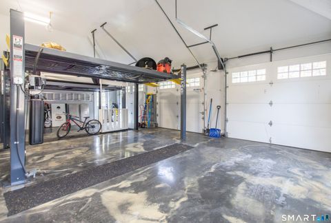 Tiny photo for 3 Crescent Lane, Trumbull, CT 06611 (MLS # 24149038)