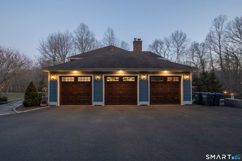 Tiny photo for 3 Crescent Lane, Trumbull, CT 06611 (MLS # 24149038)