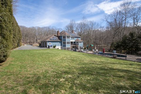 Tiny photo for 3 Crescent Lane, Trumbull, CT 06611 (MLS # 24149038)