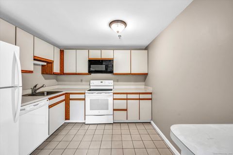 Tiny photo for 107 Putter Drive #612N, Wallingford, CT 06492 (MLS # 24182387)