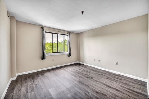 Tiny photo for 107 Putter Drive #612N, Wallingford, CT 06492 (MLS # 24182387)