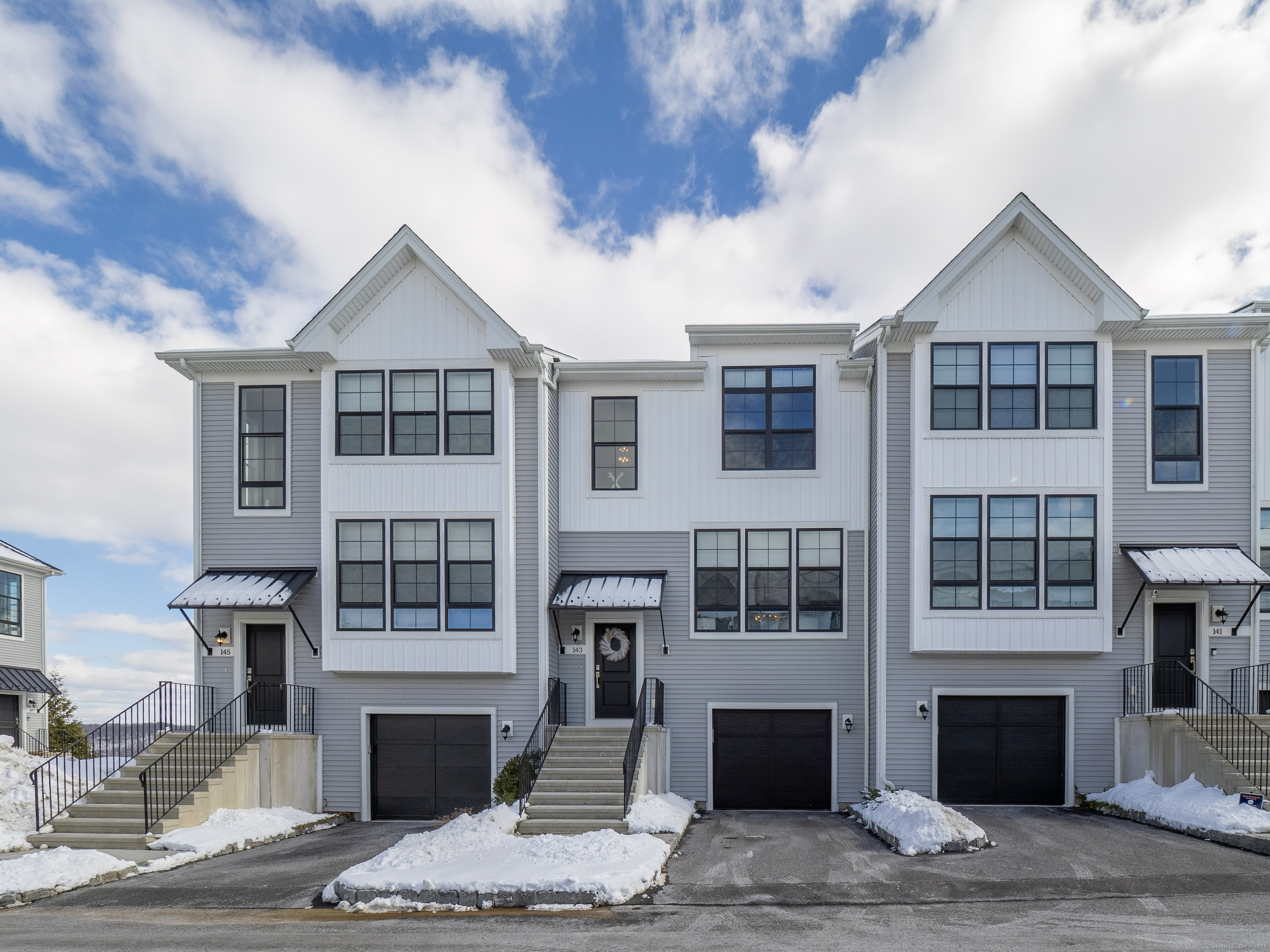 143 Brentwood Circle #143, Danbury, Connecticut image 1