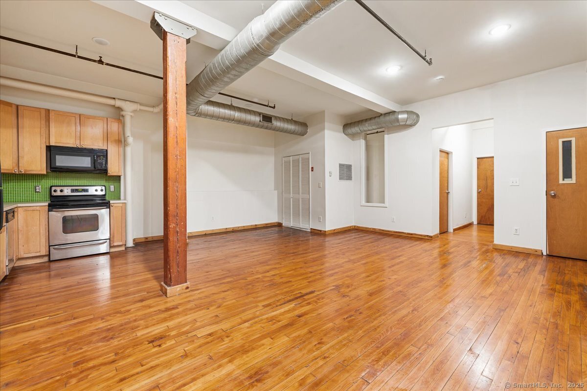 325 Lafayette Street #8208, Bridgeport, Connecticut image 4