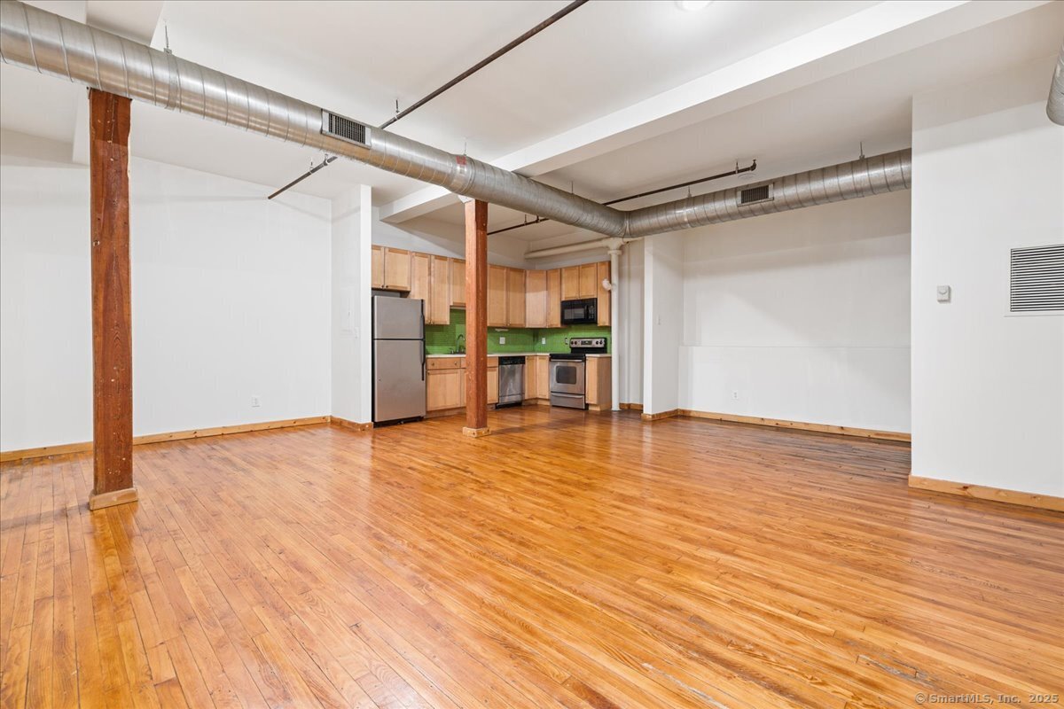325 Lafayette Street #8208, Bridgeport, Connecticut image 5