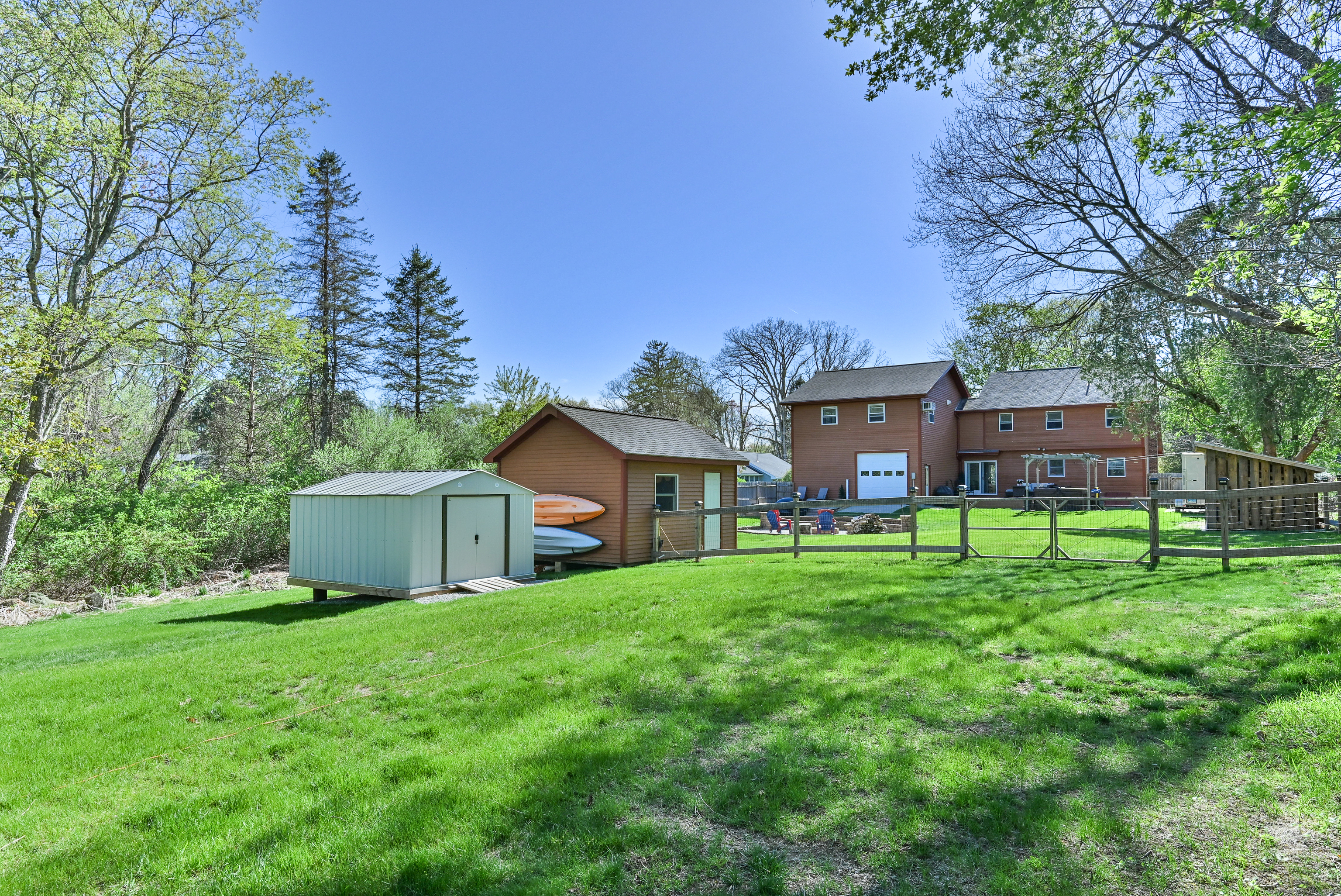 35 Walker Road, Thompson, Connecticut image 8