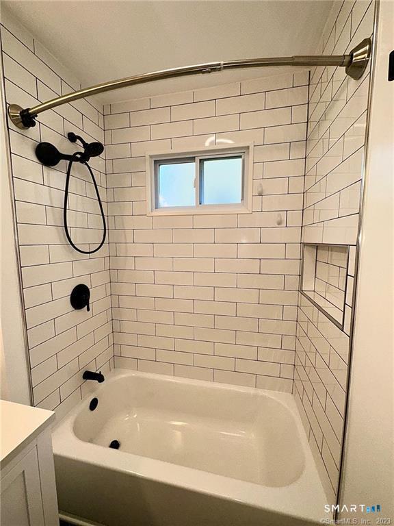 New Britain, Connecticut 06051, United States, 2 Bedrooms Bedrooms, ,1 BathroomBathrooms,Residential,Active,253870