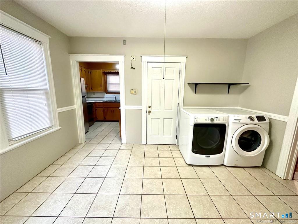 New Britain, Connecticut 06051, United States, 2 Bedrooms Bedrooms, ,1 BathroomBathrooms,Residential,Active,253870