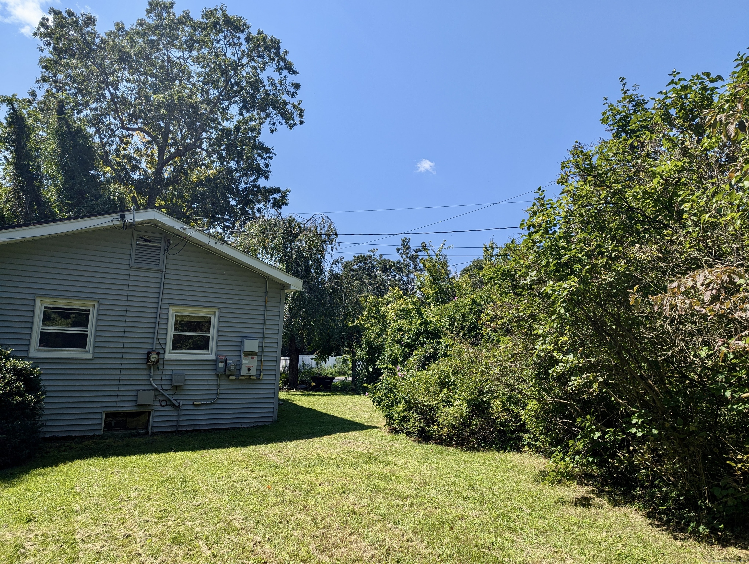 215 White Birch Drive, Southbury, Connecticut image 11