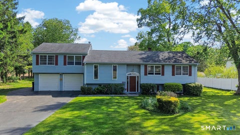 Homes For Sale - 404 Ansantawae Road<br/> Milford, CT 06460