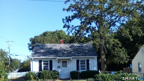 Photo of 4 Canterbury Street, East Hartford, CT 06118 (MLS # 24204960)