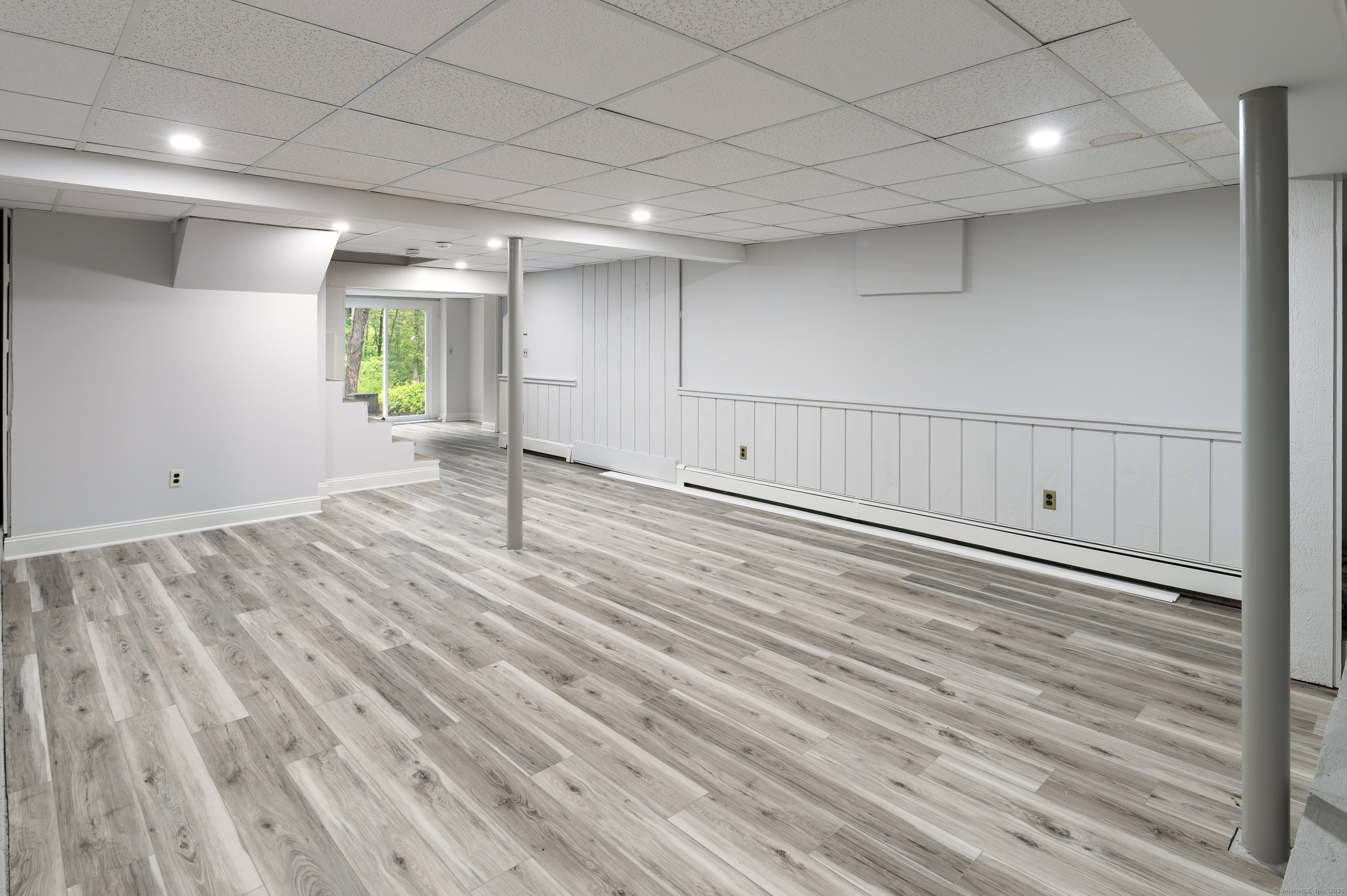 105 Northwood Lane, Stamford, Connecticut image 38