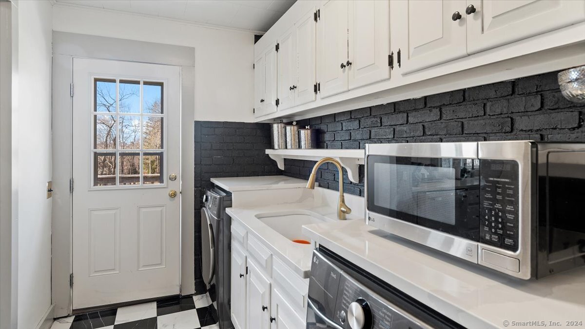 8 Fanton Road, Danbury, Connecticut image 11