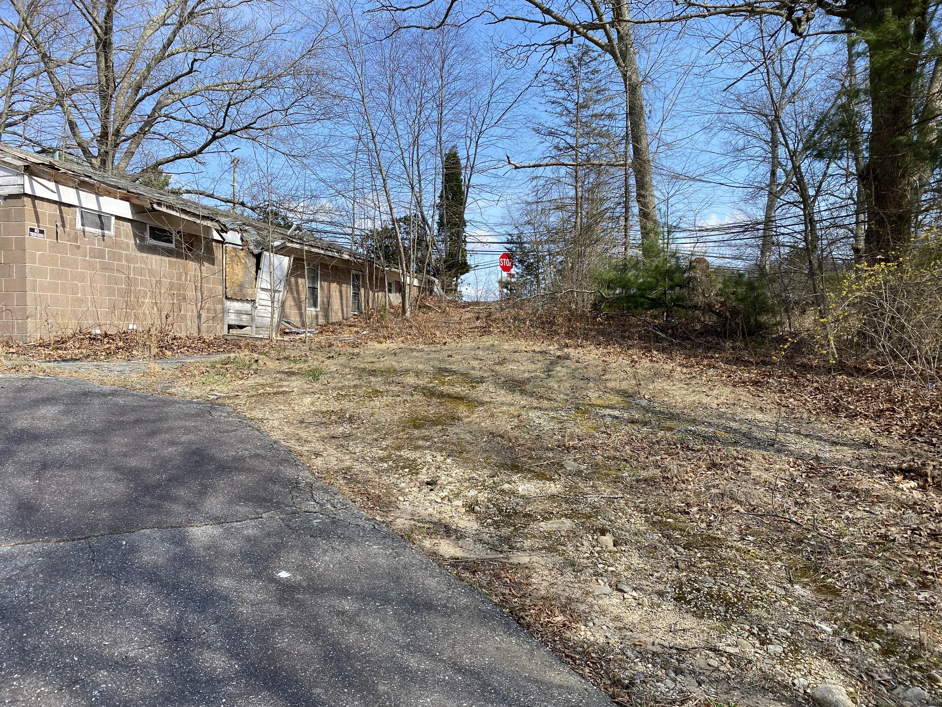 828 Vauxhall Street Extension, Waterford, Connecticut image 8