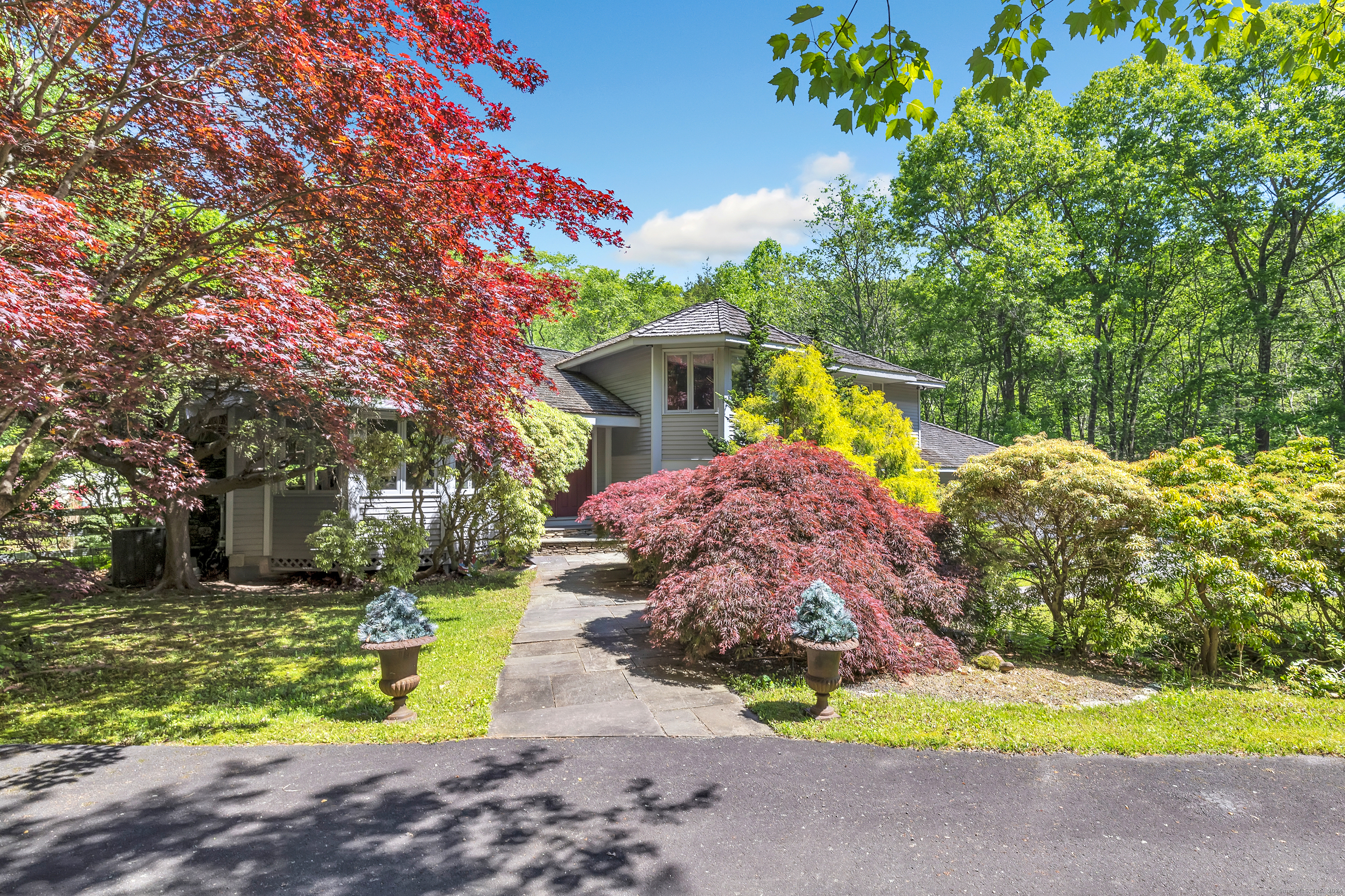 24 Roxbury Road, Woodbury, Connecticut image 2