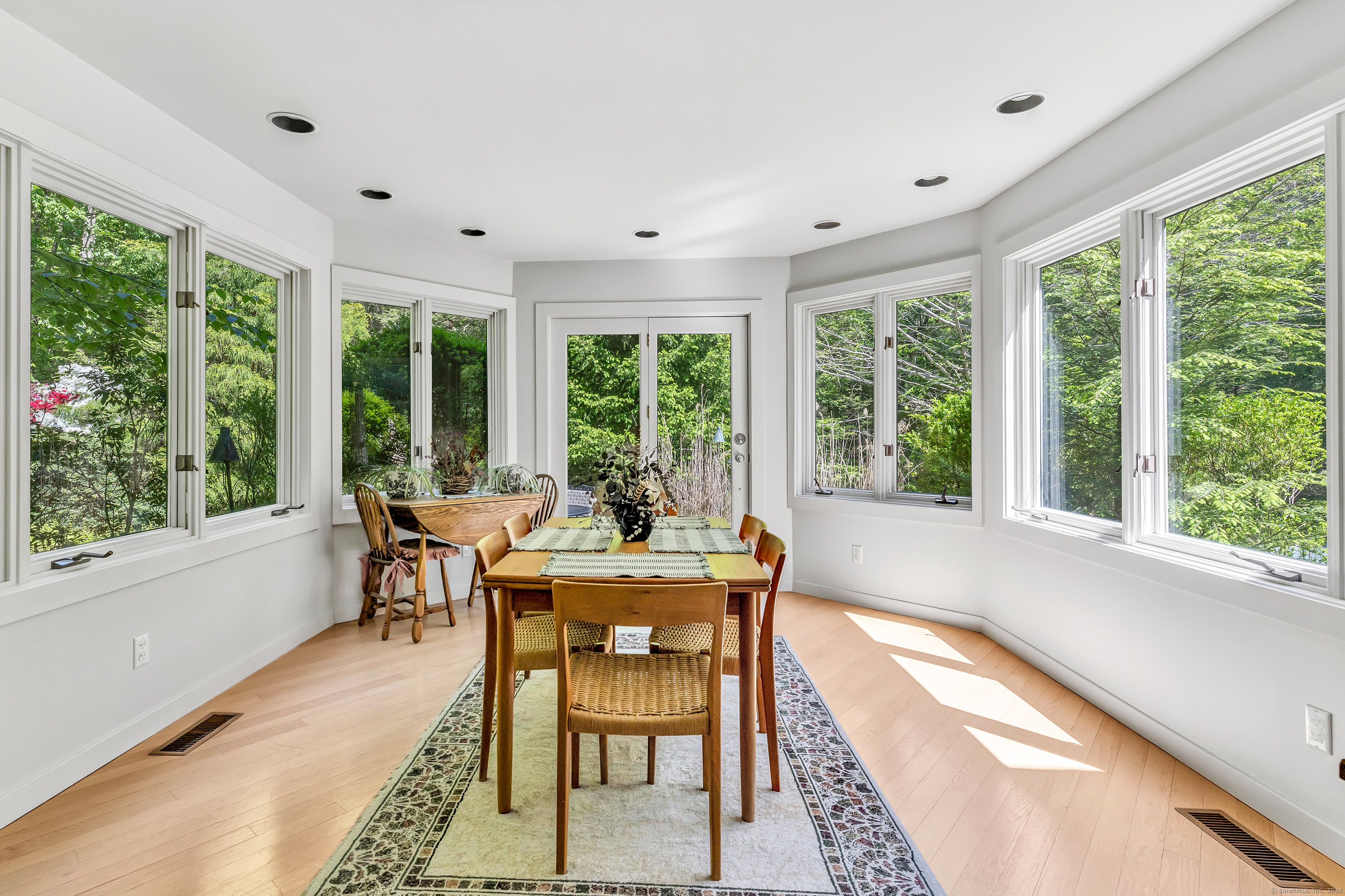 24 Roxbury Road, Woodbury, Connecticut image 13
